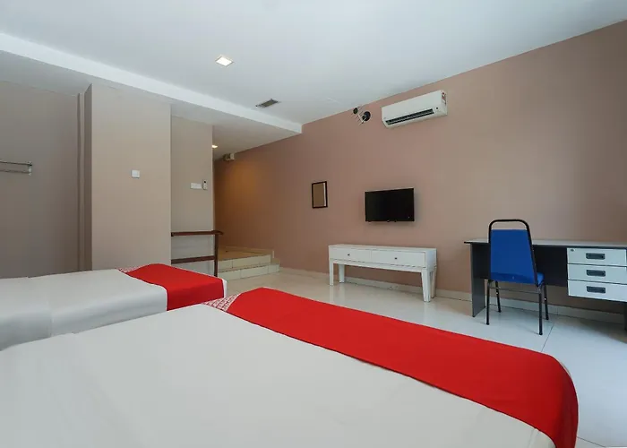 OYO 90100 Bangi Gateway Hotel